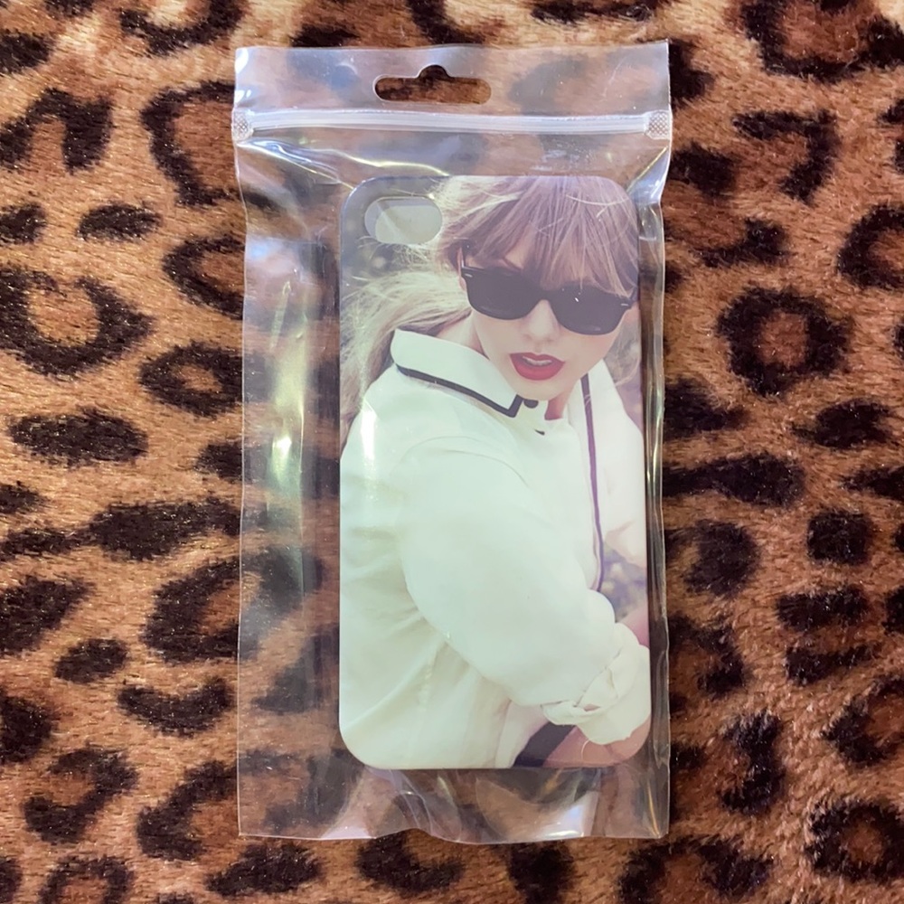 Taylor Swift ❤️Red Tour❤️ iPhone 4/ 4s Case